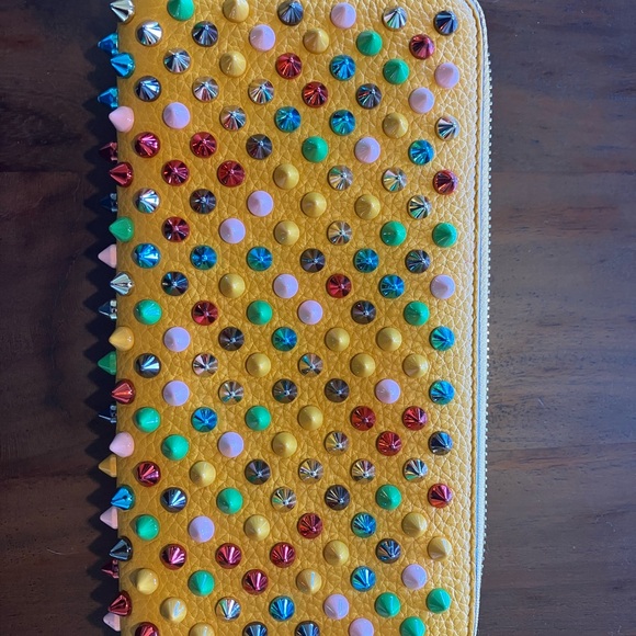 Christian Louboutin Yellow Studded Wallet - Picture 2 of 9